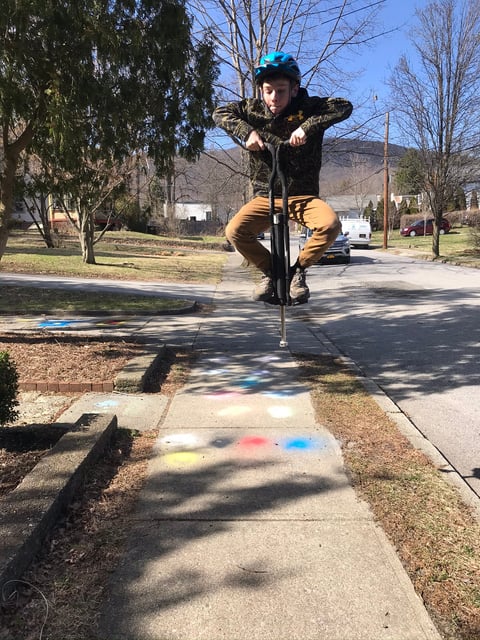 #10 Pogo Stick Chalk