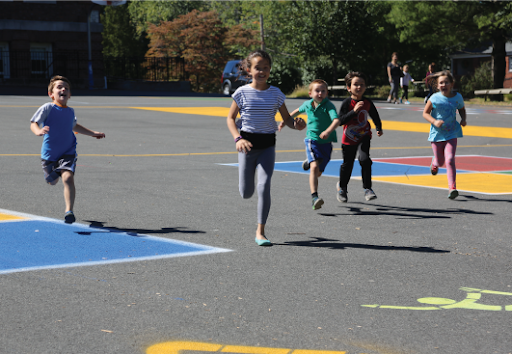 Kids playing at recess